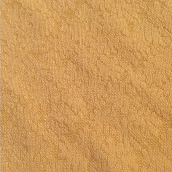 NWT Yellow Peplum Top - Picture 6 of 6